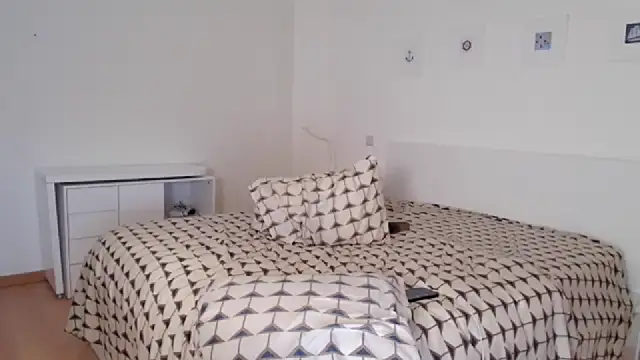 SexyandMarried1 online show from 02.24.25