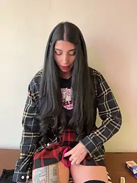 Snapshot of Felicia_smok3 chatting on 03.16.25 Felicia smok3 online show from 03.16.25