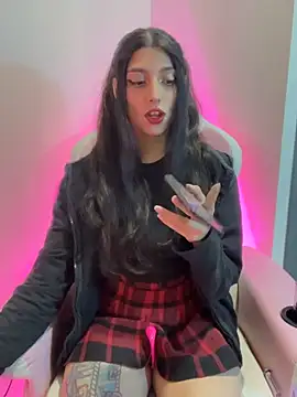 Snapshot of Felicia_smok3 chatting on 05.04.26 Felicia smok3 online show from 05.04.26