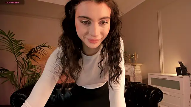 Ashley-Urban online show from 02.28.25