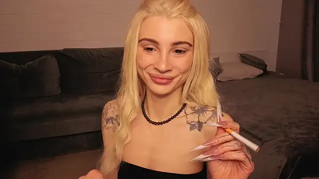 Ashley-Urban online show from 10.31.25