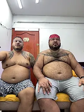 Snapshot of Latino_bigcock chatting on 09.27.25 Latino bigcock online show from 09.27.25