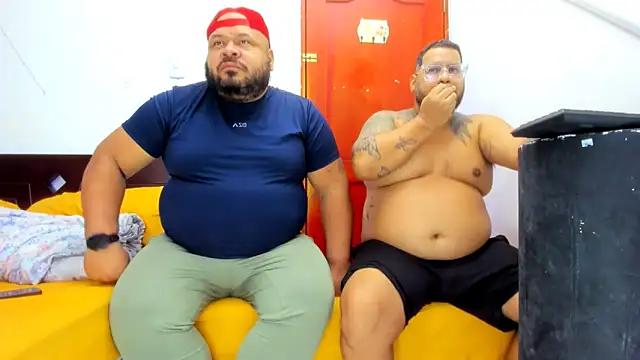 Snapshot of Latino_bigcock chatting on 10.02.25 Latino bigcock online show from 10.02.25