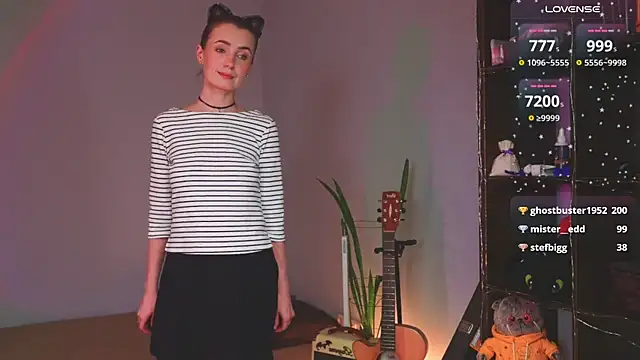 Snapshot of bananya_kitty chatting on 12.02.24 bananya kitty online show from 12.02.24