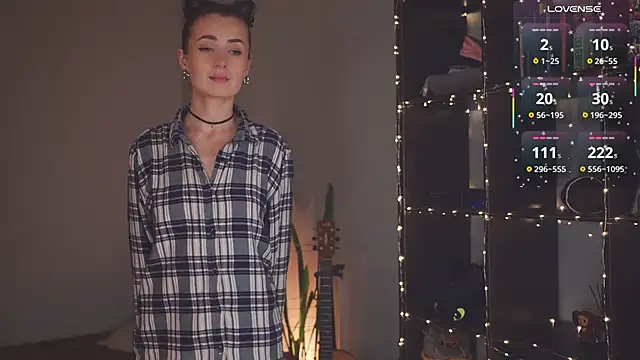 Snapshot of bananya_kitty chatting on 03.18.25 bananya kitty online show from 03.18.25