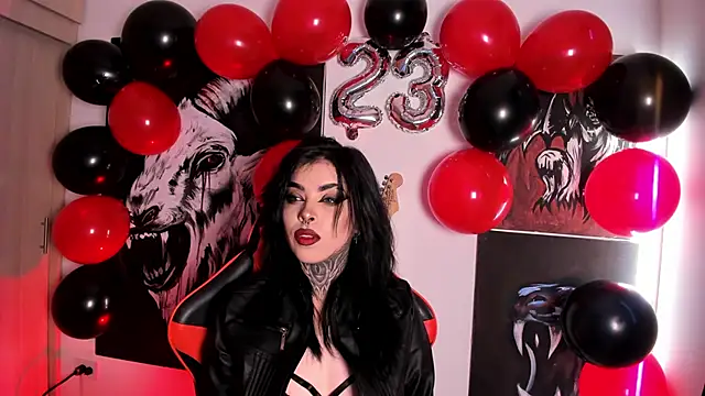 Snapshot of Rubyy-Rose1 chatting on 11.28.25 Rubyy-Rose1 online show from 11.28.25