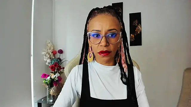 ScarlettMalbec online show from 02.13.25