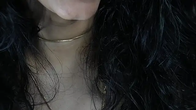 Snapshot of -AyeshaSinghania- chatting on 02.18.25 -AyeshaSinghania- online show from 02.18.25