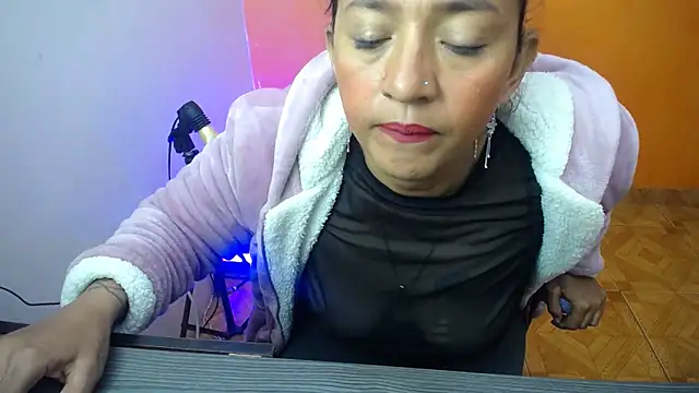daleska ayala 1 online show from 01.24.25