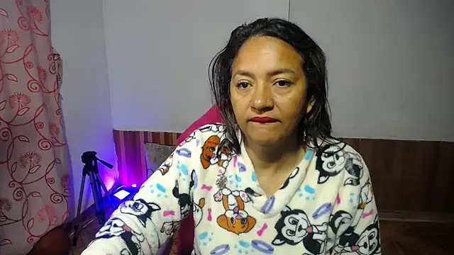 daleska ayala 1 online show from 03.01.25