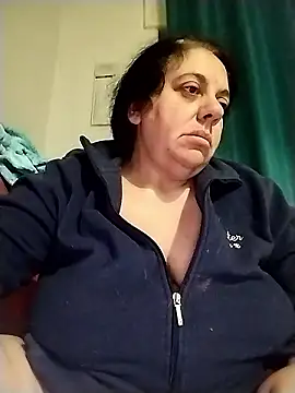 Snapshot of BustyBabyOfficial chatting on 12.04.24 BustyBabyOfficial online show from 12.04.24