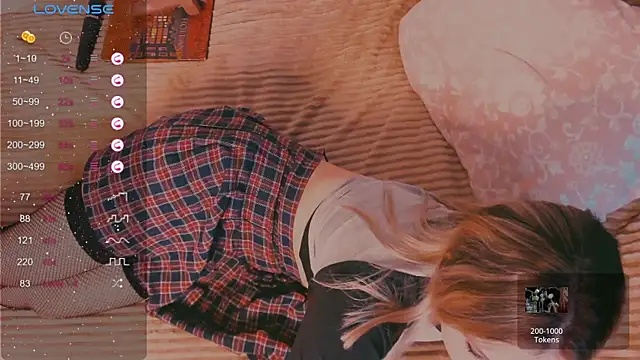 Snapshot of yoursugarbabe chatting on 12.10.24 yoursugarbabe online show from 12.10.24