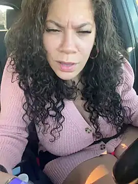 Snapshot of Bigbuttbrooklynn chatting on 02.04.25 Bigbuttbrooklynn online show from 02.04.25