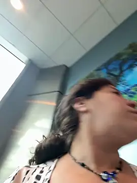 Snapshot of Bigbuttbrooklynn chatting on 10.27.25 Bigbuttbrooklynn online show from 10.27.25