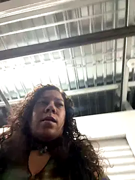 Snapshot of Bigbuttbrooklynn chatting on 11.13.25 Bigbuttbrooklynn online show from 11.13.25