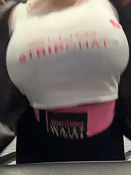 Snapshot of Bigbuttbrooklynn chatting on 02.25.26 Bigbuttbrooklynn online show from 02.25.26