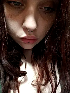 Snapshot of persefone97 chatting on 02.08.25 persefone97 online show from 02.08.25