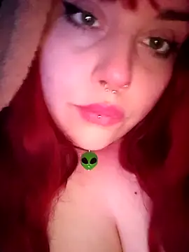 Snapshot of persefone97 chatting on 11.10.25 persefone97 online show from 11.10.25