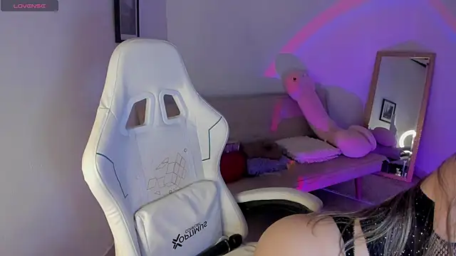 sweet pink  online show from 06.14.26