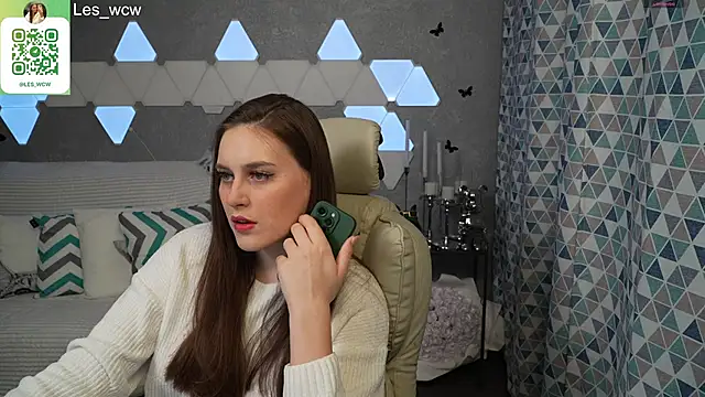 HarleyDeess online show from 02.06.25