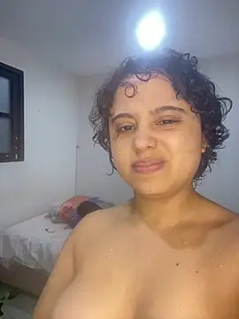 lou cute online show from 04.17.26