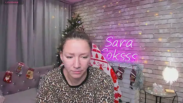 Snapshot of SarahCoksss chatting on 12.24.24 SarahCoksss online show from 12.24.24