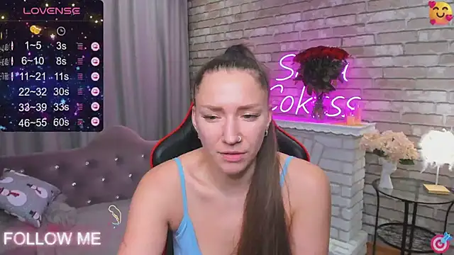 Snapshot of SarahCoksss chatting on 01.10.25 SarahCoksss online show from 01.10.25