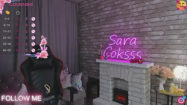 Snapshot of SarahCoksss chatting on 09.23.25 SarahCoksss online show from 09.23.25