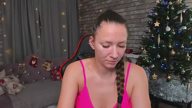 SarahCoksss online show from 12.23.25