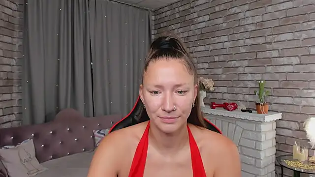 Snapshot of SarahCoksss chatting on 07.17.26 SarahCoksss online show from 07.17.26