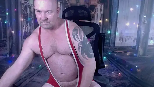 Snapshot of ManlyPrisonGuy chatting on 11.13.25 ManlyPrisonGuy online show from 11.13.25