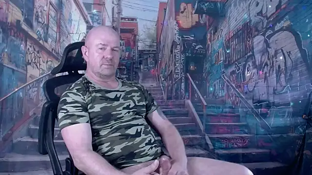 Snapshot of ManlyPrisonGuy chatting on 11.23.25 ManlyPrisonGuy online show from 11.23.25