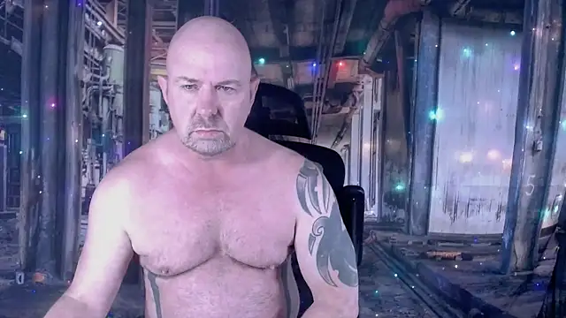 Snapshot of ManlyPrisonGuy chatting on 12.05.25 ManlyPrisonGuy online show from 12.05.25