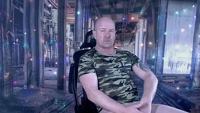 Snapshot of ManlyPrisonGuy chatting on 12.19.25 ManlyPrisonGuy online show from 12.19.25