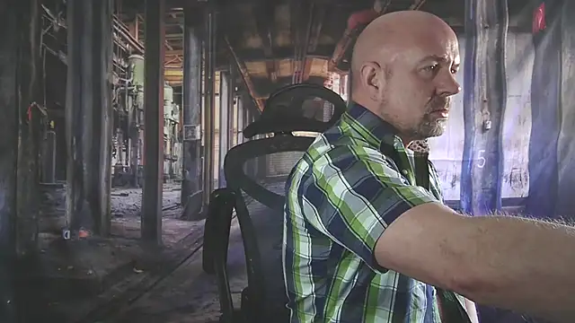 ManlyPrisonGuy online show from 04.01.26