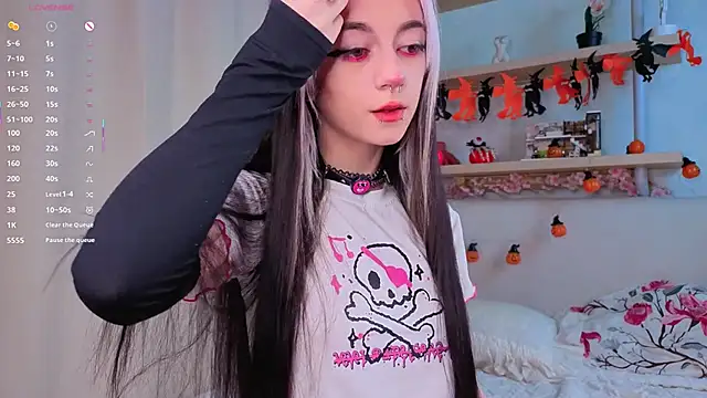 TristaRoht online show from 11.05.25