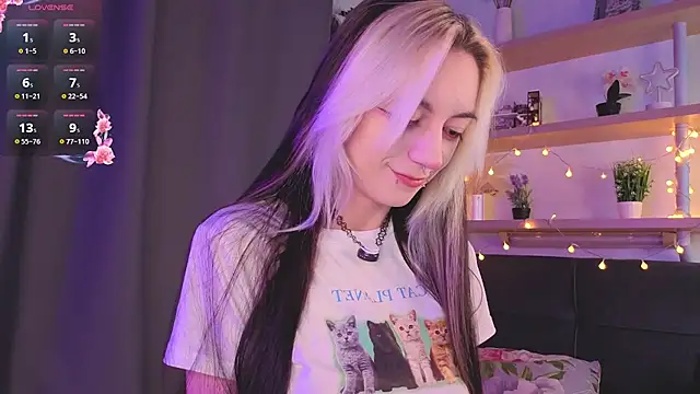 TristaRoht online show from 04.24.26