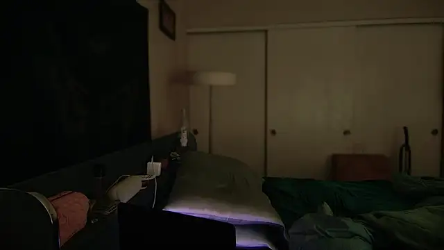 Yagurl  west online show from 01.29.25