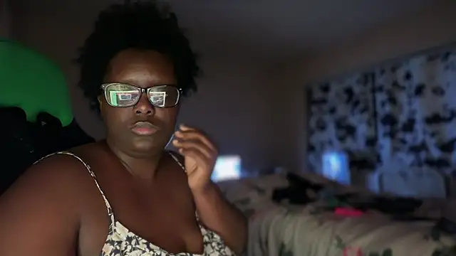 Snapshot of Yagurl__west chatting on 01.17.26 Yagurl west online show from 01.17.26