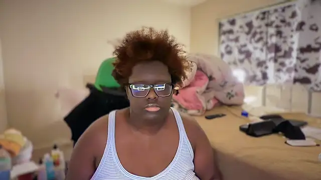 Snapshot of Yagurl__west chatting on 02.03.26 Yagurl west online show from 02.03.26