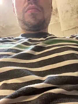 Snapshot of SrMonopolio chatting on 02.28.25 SrMonopolio online show from 02.28.25