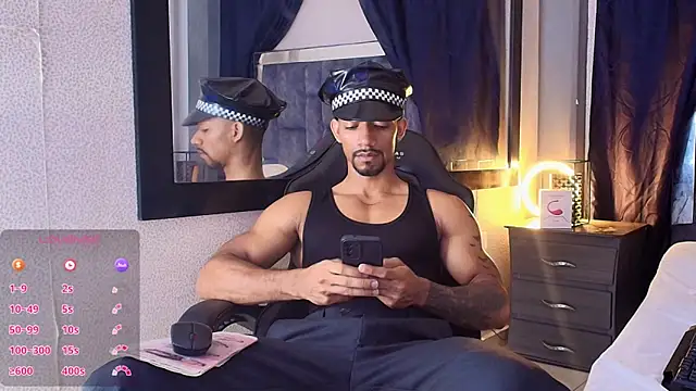 Manolo Hot1 online show from 02.14.25