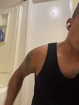 hotkevin11 online show from 06.09.26