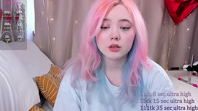 Snapshot of __KawaiiYuki__ chatting on 02.17.25 KawaiiYuki online show from 02.17.25