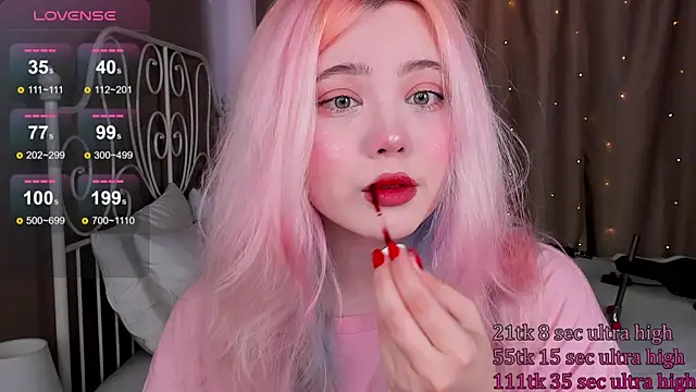 Snapshot of __KawaiiYuki__ chatting on 03.14.25 KawaiiYuki online show from 03.14.25