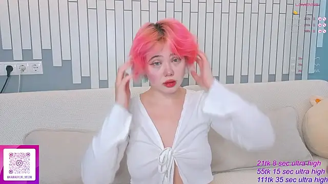 Snapshot of __KawaiiYuki__ chatting on 10.03.25 KawaiiYuki online show from 10.03.25