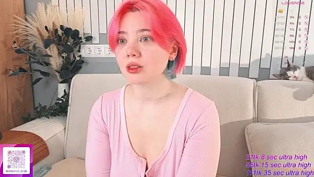   KawaiiYuki   online show from 11.21.25