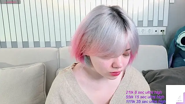 Snapshot of __KawaiiYuki__ chatting on 05.15.26 KawaiiYuki online show from 05.15.26
