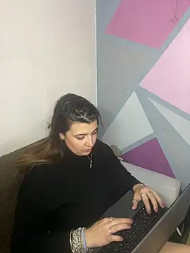 Snapshot of Novababy18 chatting on 03.06.25 Novababy18 online show from 03.06.25