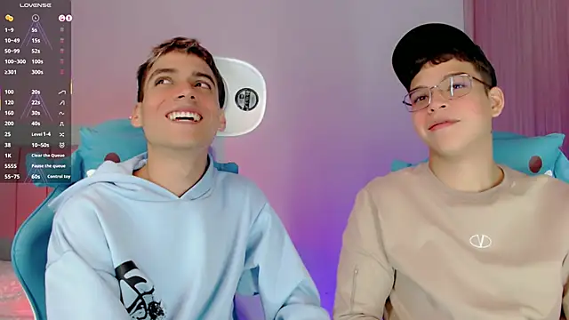 Snapshot of jake_and_joaquin chatting on 03.11.25 jake and joaquin online show from 03.11.25